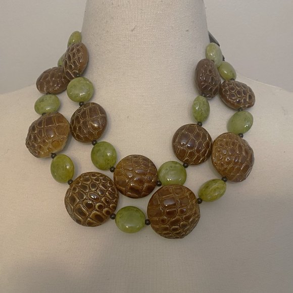 ANGELA CAPUTI Brown & Green Resin Two Strand Necklace - Picture 4 of 7